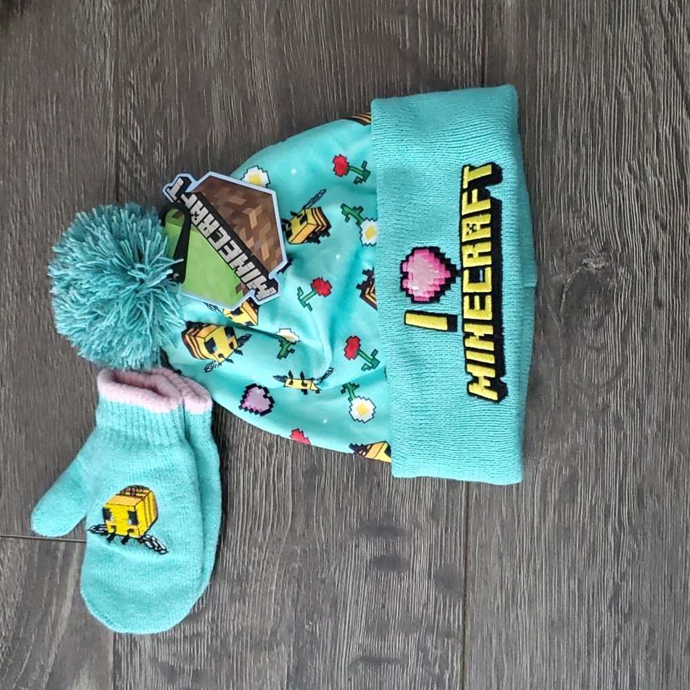 Minecraft Toque and Mitten set - Gloves and Pom Hat Brand New